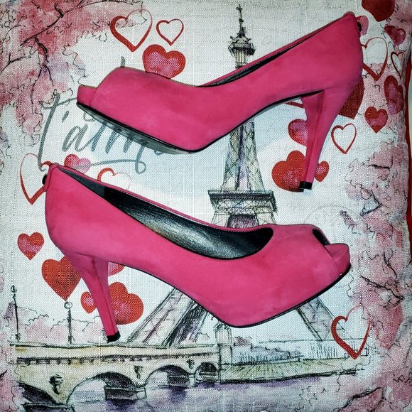 STUART WEITZMAN $398 HOT PINK MAGENTA SUEDE HIDDEN PLATFORM PUMPS 8.5